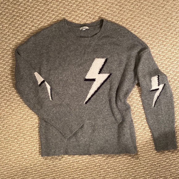 Rails, grey sweater with white and navy lightning bolts - Picture 5 of 5
